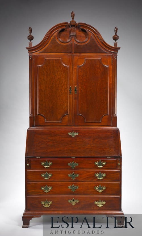 Compramos escritorios antiguos de Caoba y maderas nobles del siglo XVII, XVIII, XIX, XX....